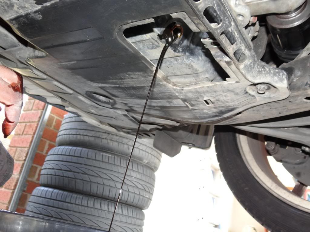 DIY Service Accord Euro CL9 [Part 1] oil filter and oil change